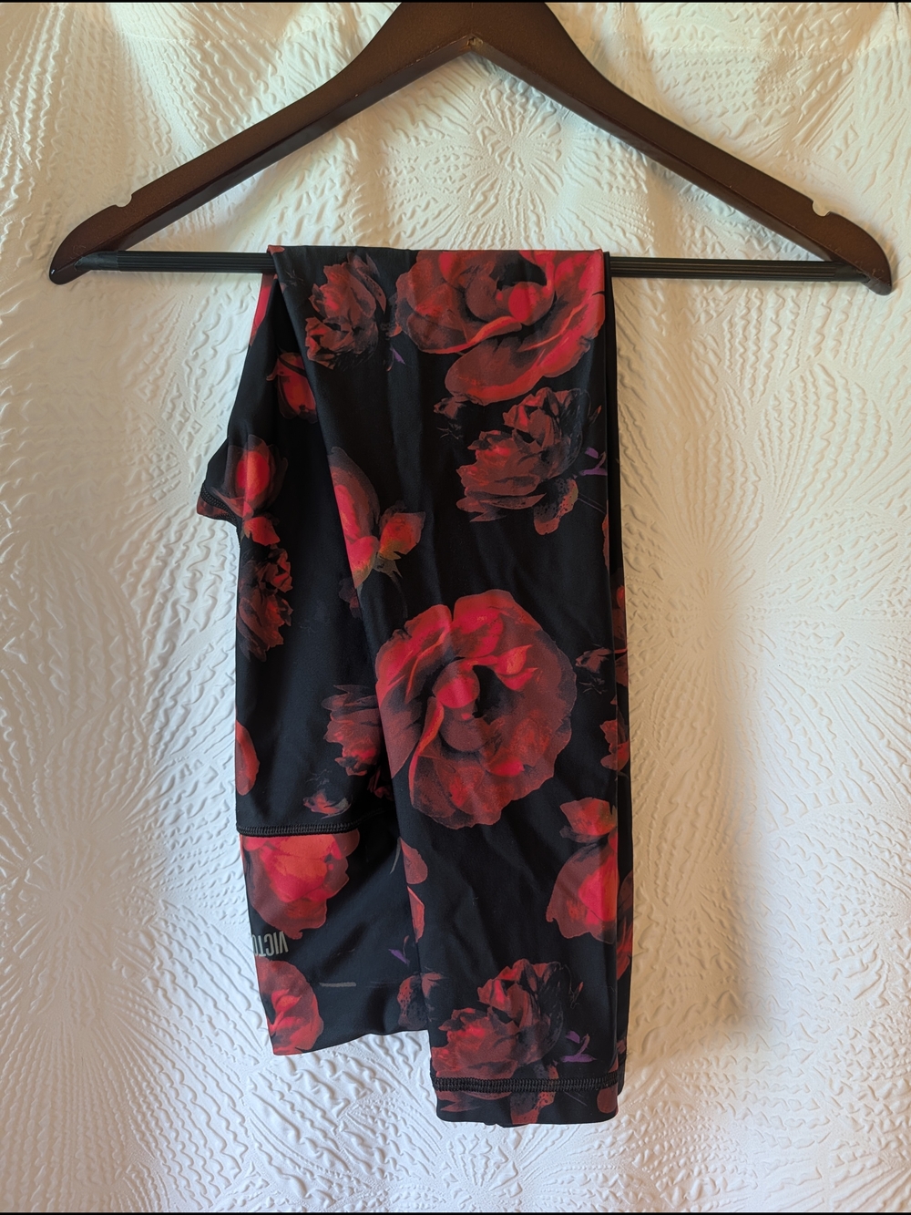 Victorias Secret Sport Leggings - Black with Red Rose Print - Small